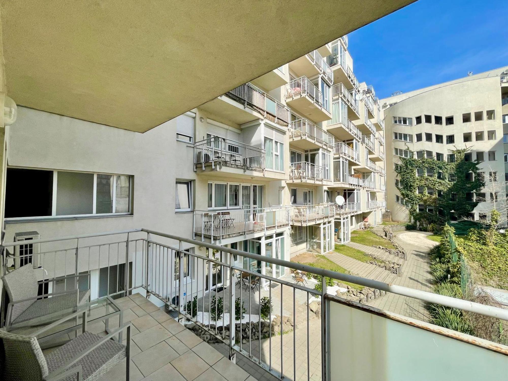 #Klauzal11#Design Apartment #2Bdrm #Freeparking بودابست المظهر الخارجي الصورة
